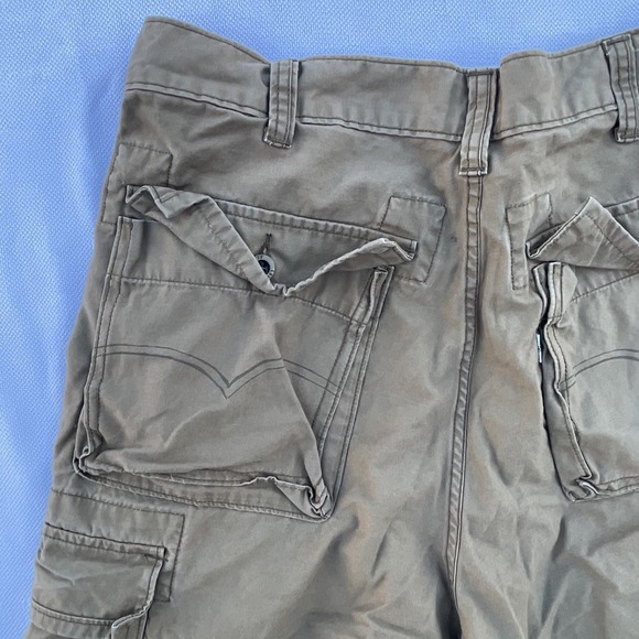 Men's Levi's Black Cargo S40196 Shorts Size 36 kaki Multi Pockets Hiking Grunge - Picture 10 of 14